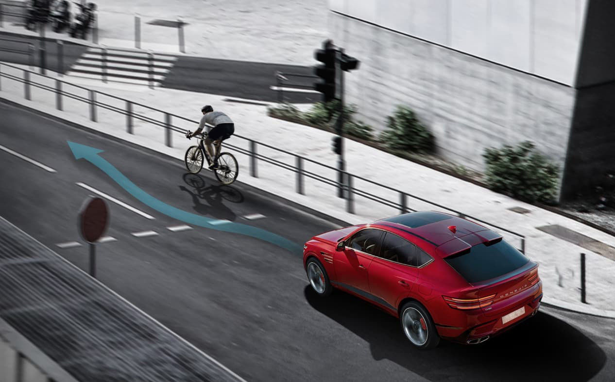 GV80 Coupe changing lanes.