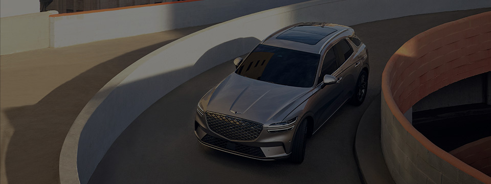 Genesis Electrified GV70 driving image