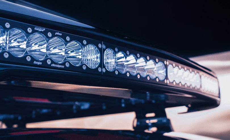 You can see the headlights of the GV80 Desert Edition Concept with LED auxiliary lighting system.